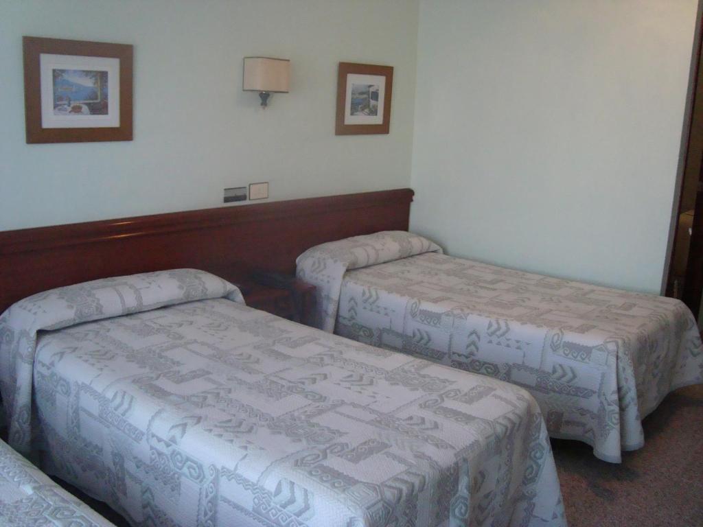 Hotel Avenida Gijón Habitación foto